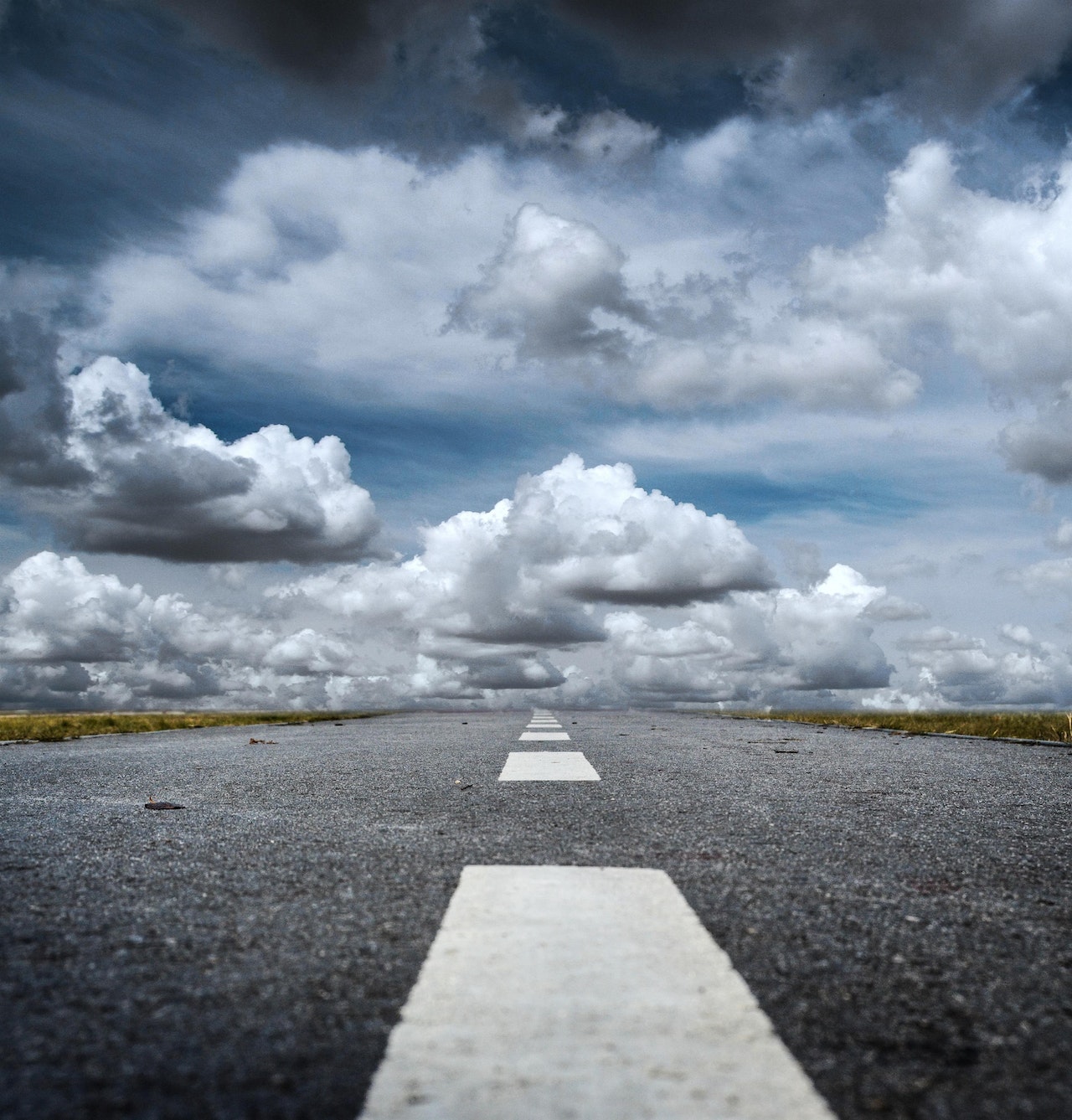 Mastering Cloud Management: Solving the AWS vs Azure Dilemma